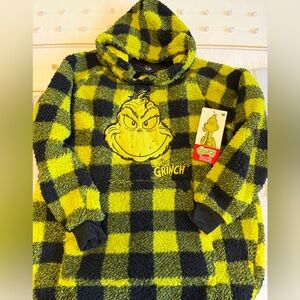 The Grinch Plaid Fleece Lounger